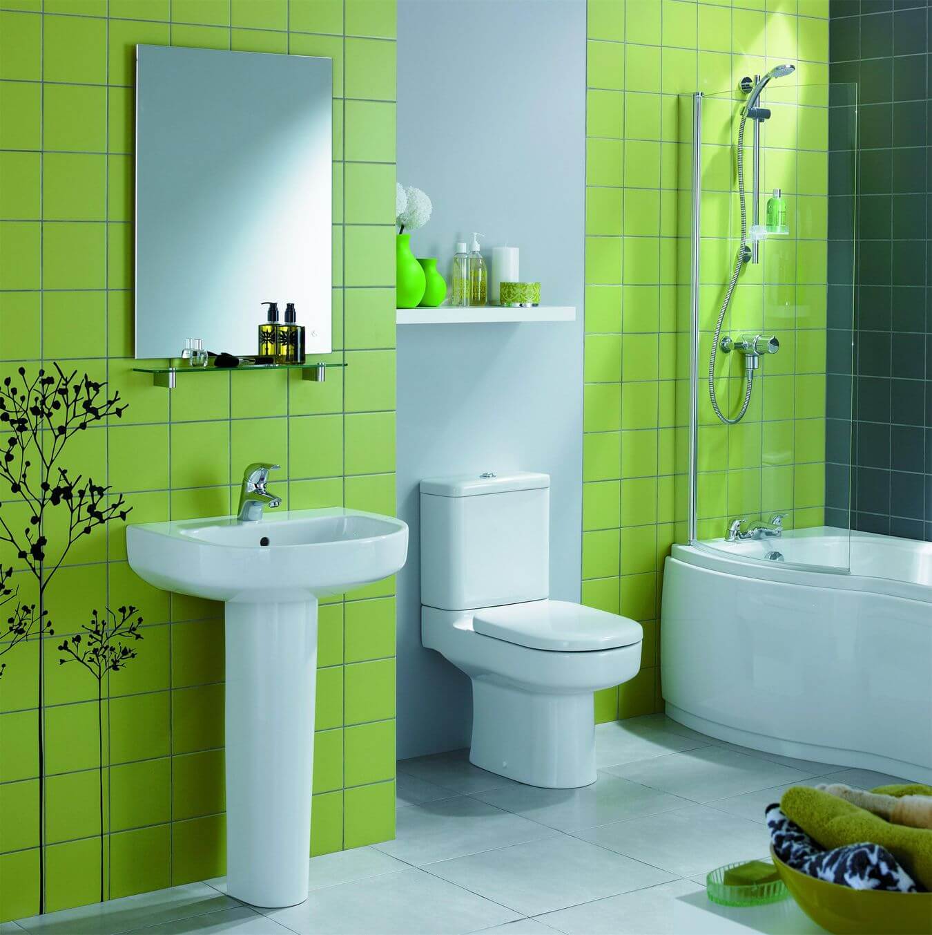 зеленая ванная комната 