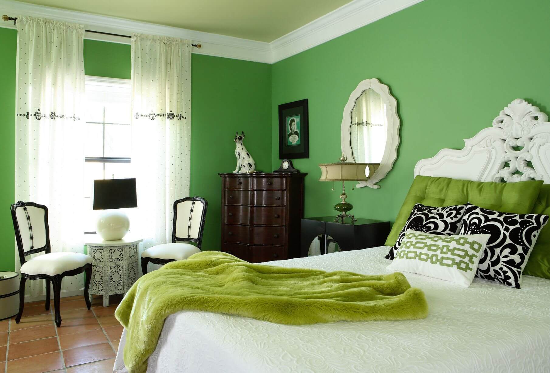 зеленые стены в спальне