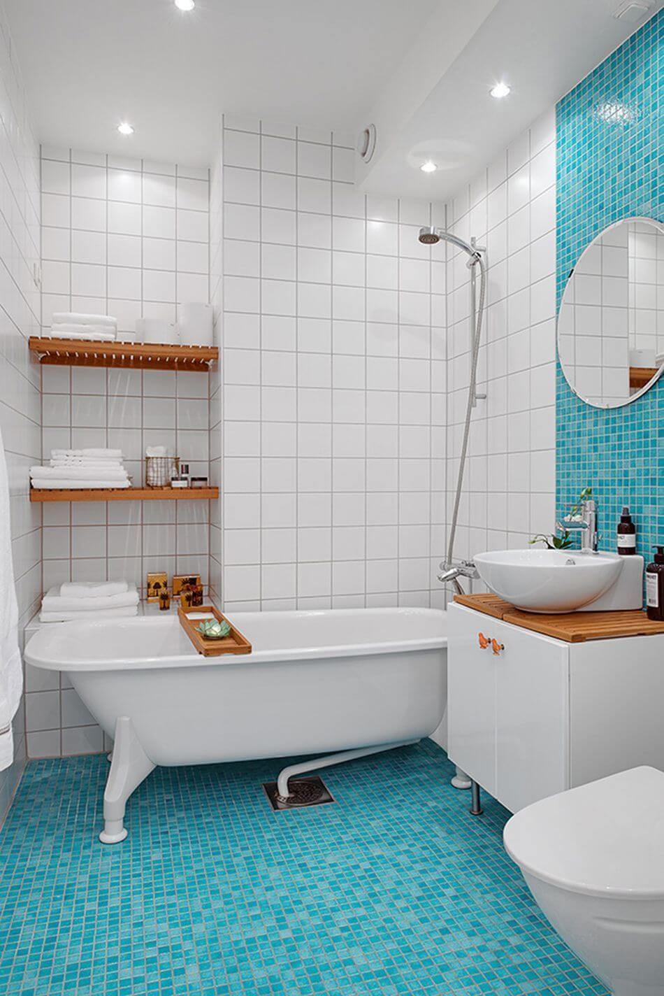 бело голубая ванная комната