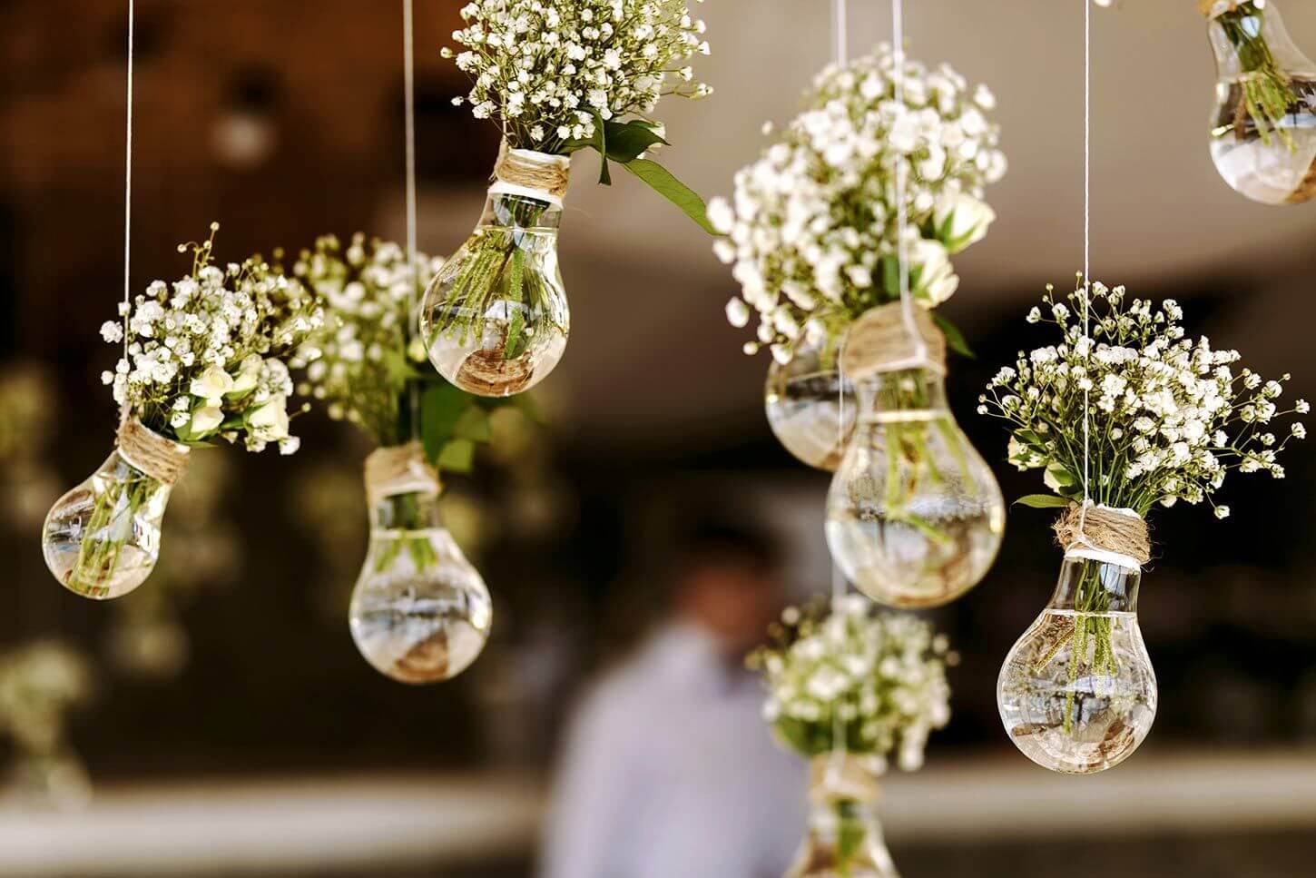 вазы из лампочек для цветов на кухню своими руками
