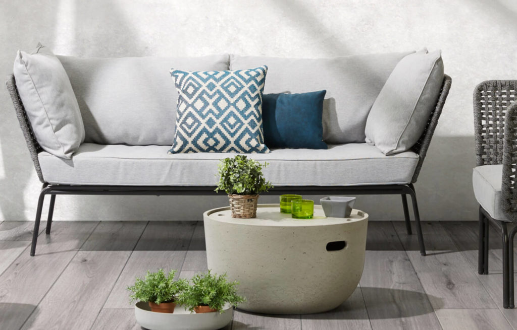 идея использования бетона в интерьере квартиры