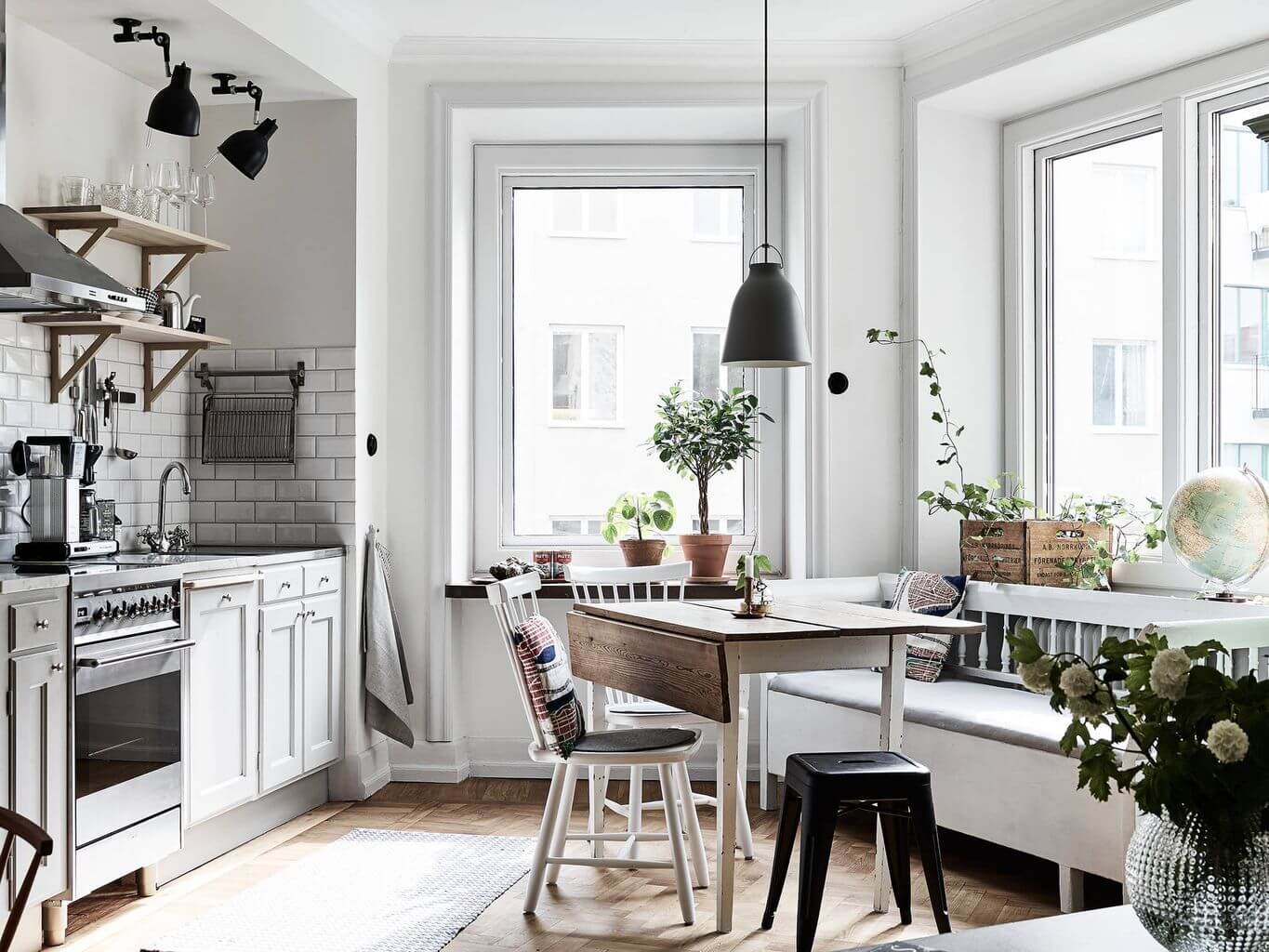 растения на кухне в скандинавском стиле