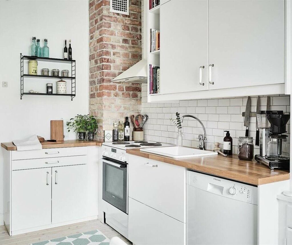 как обустроить маленькую кухню