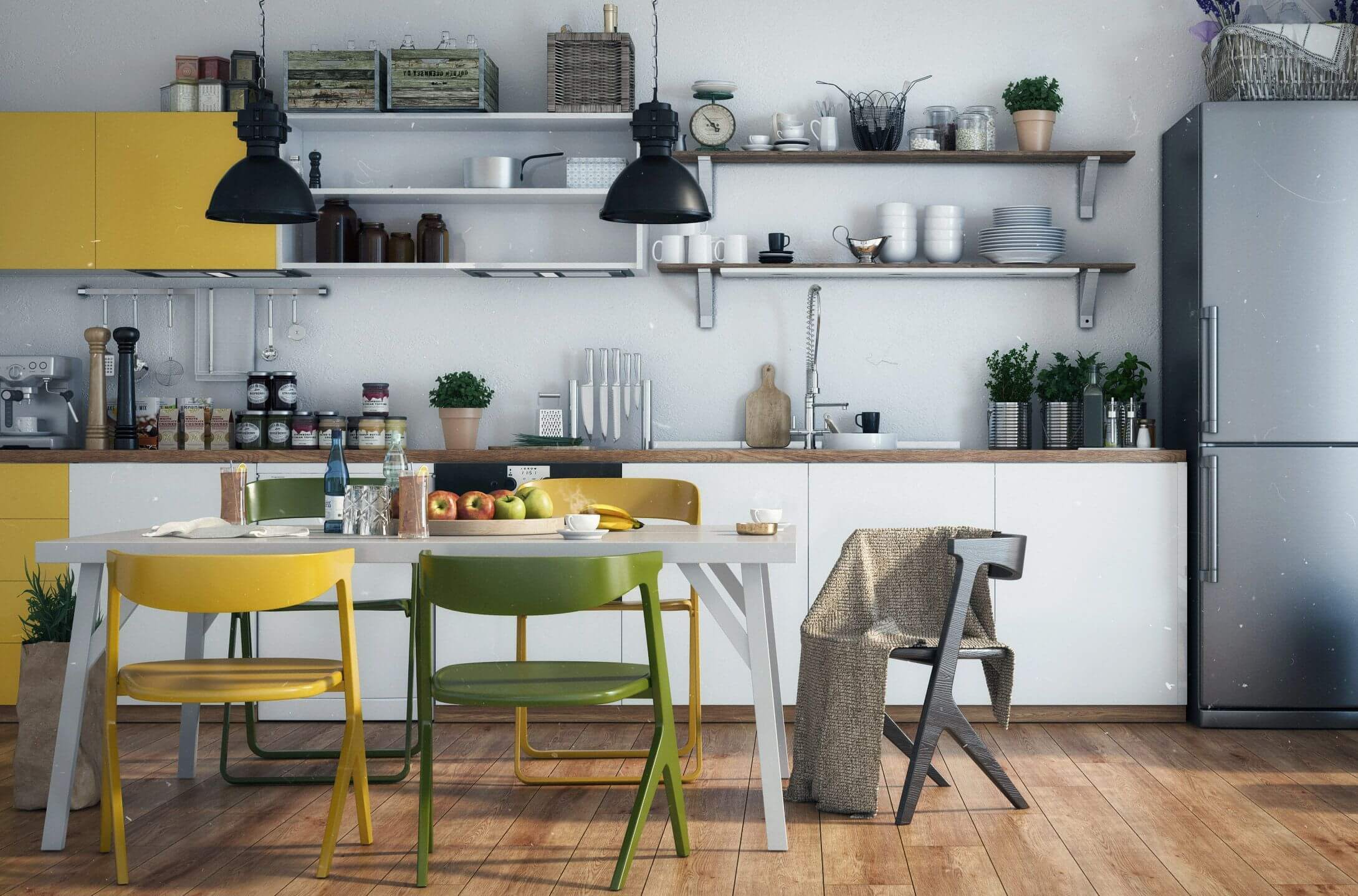 разноцветные стулья в интерьере кухни