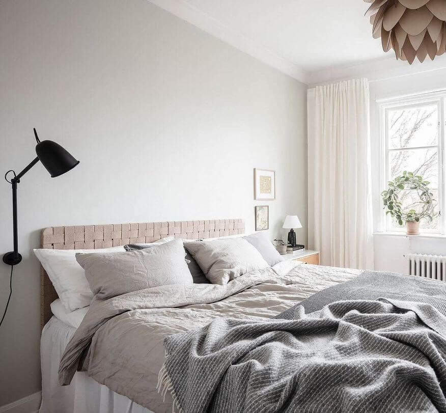 Белые спальни: 15 стильных и современных интерьеров