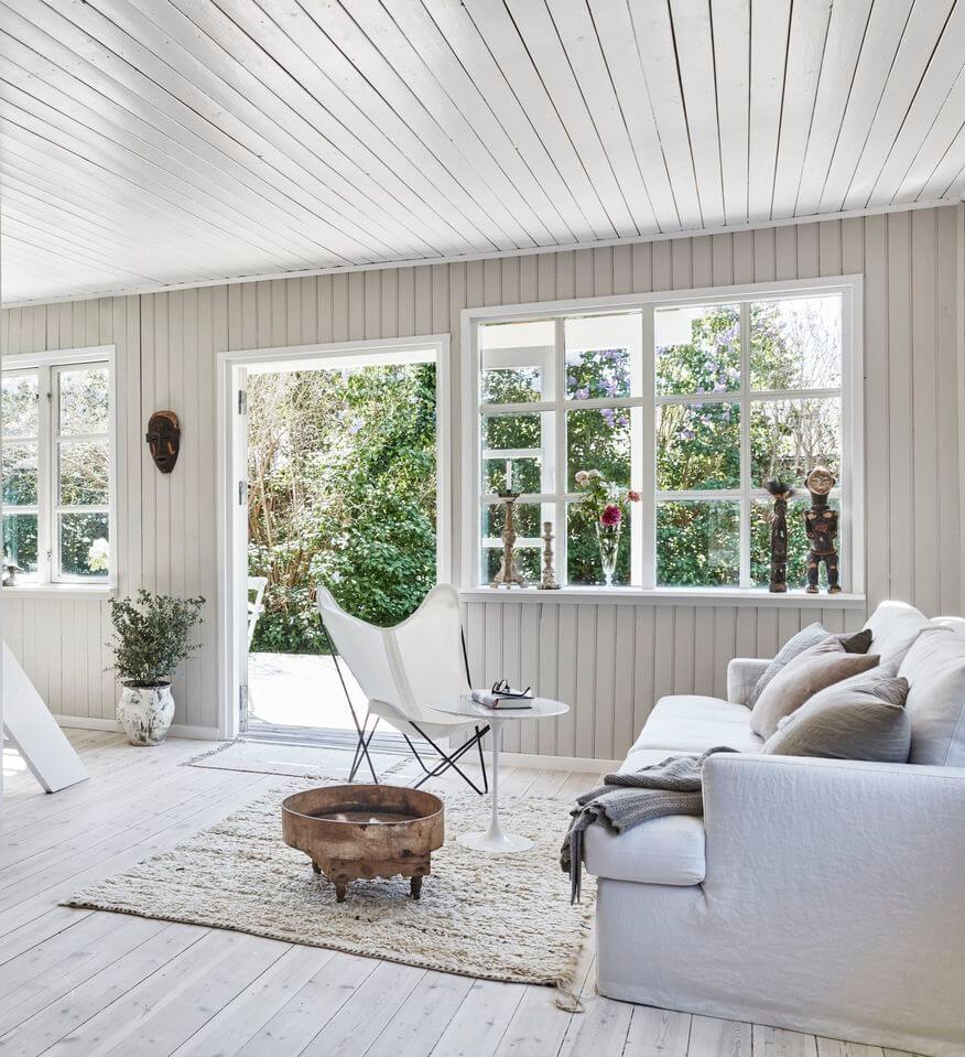 Простая, но очень уютная скандинавская дача в Дании
