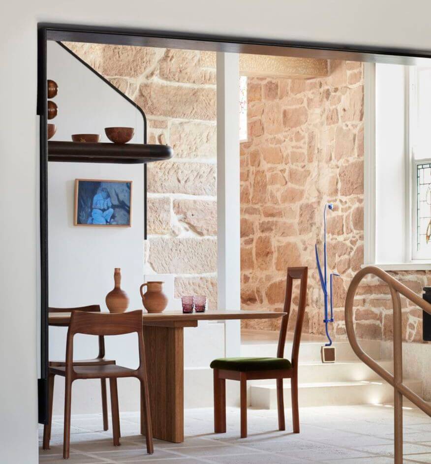 Отреставрированный дом XIX века с каменными стенами в Сиднее