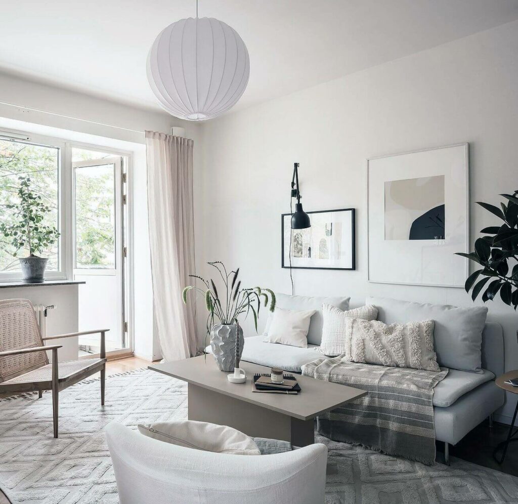 Белый цвет в интерьере квартиры: 5 полезных советов