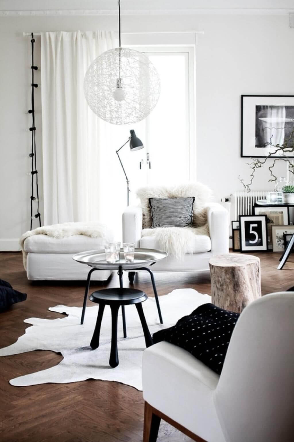Чем заменить диван в гостиной: 5 красивых идей -