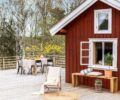 Маленький аскетичный дачный дом в Швеции, 30 м²