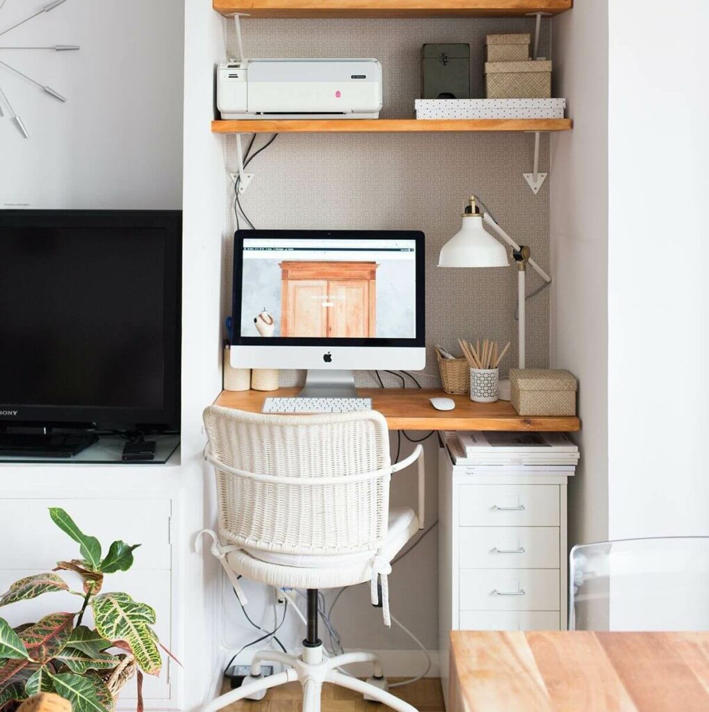Небольшое рабочее место в квартире: 20 классных идей
