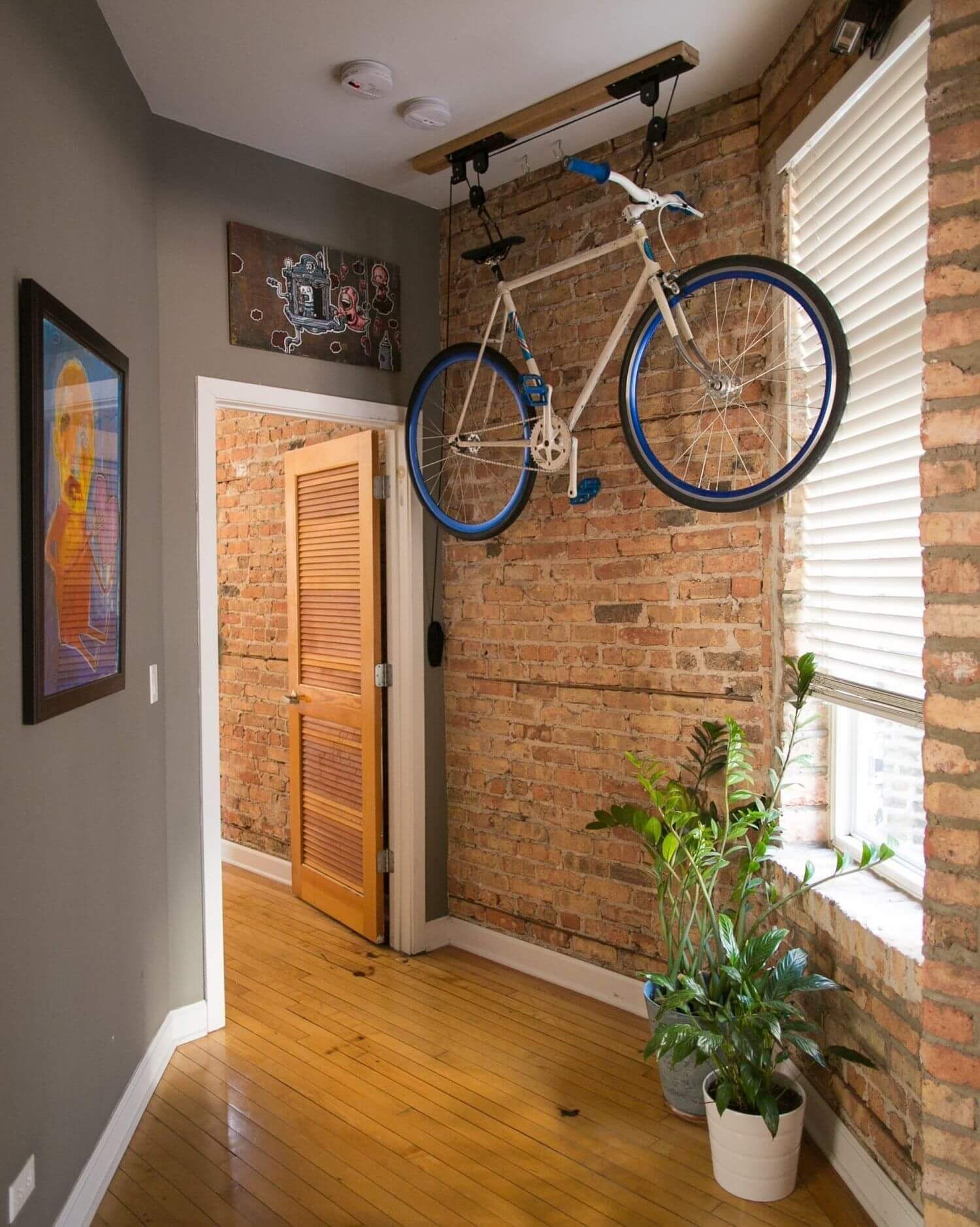 велосипед под потолком