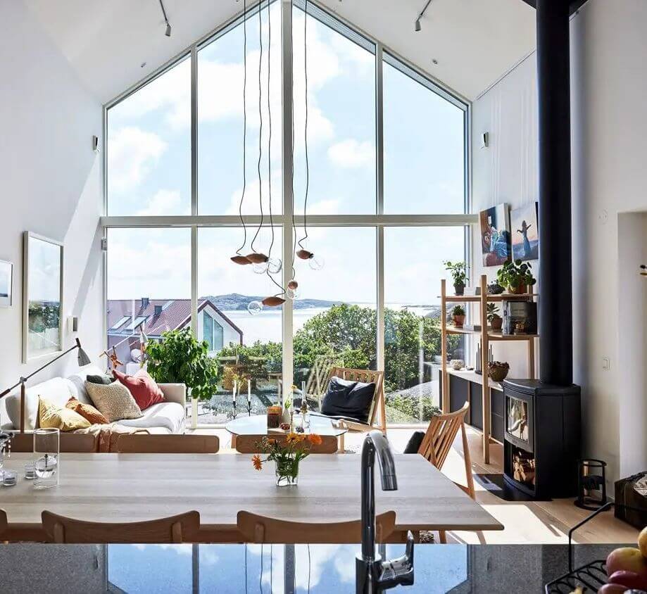 Дом с панорамными окнами в Швеции