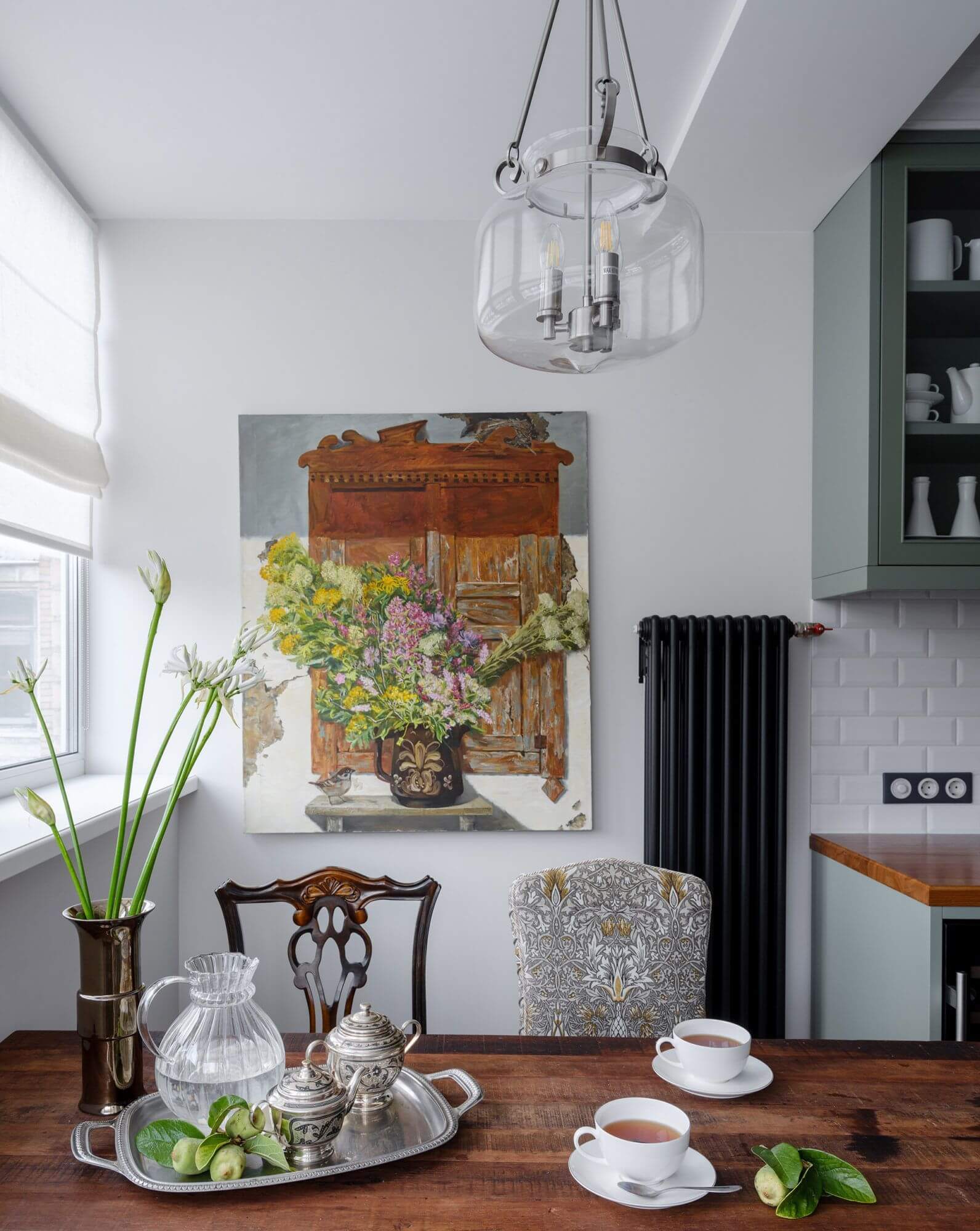 большая картина на кухне